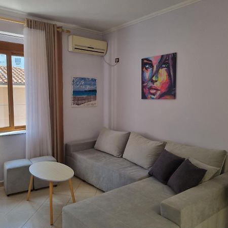 Glamorous Apartment In Тирана Экстерьер фото