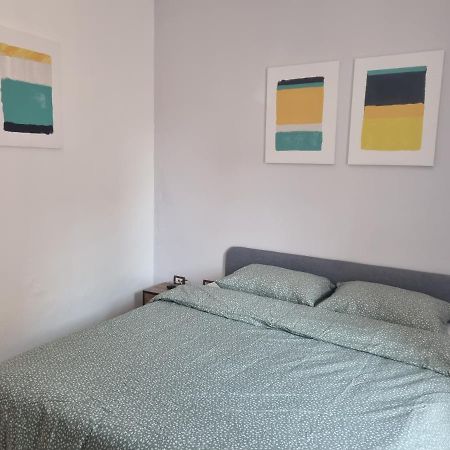 Glamorous Apartment In Тирана Экстерьер фото