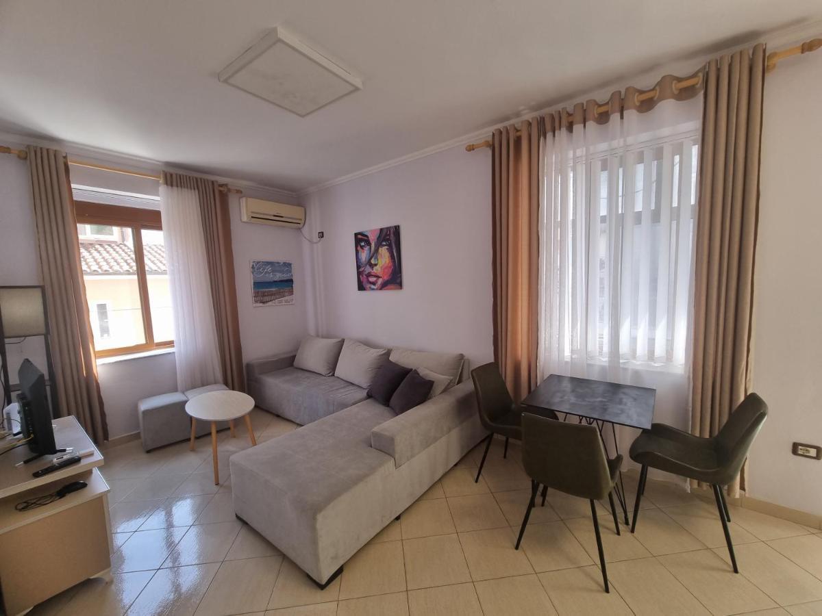 Glamorous Apartment In Тирана Экстерьер фото