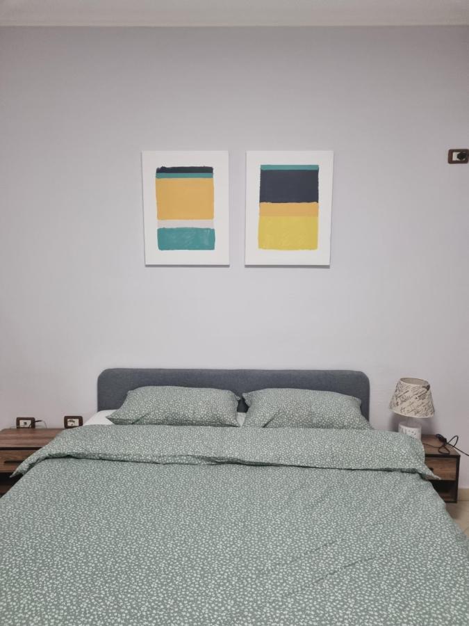Glamorous Apartment In Тирана Экстерьер фото