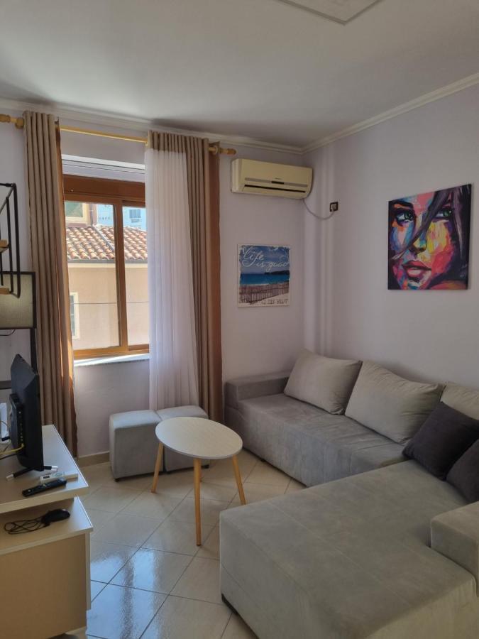 Glamorous Apartment In Тирана Экстерьер фото
